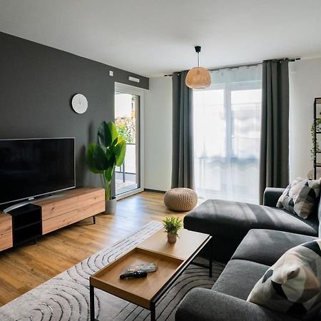 Reitz - Apartment I Zentrale Lage I Stellplatz I 55Qm I 2 Zimmer I Kueche I Bad I Terrasse Bad Hersfeld Eksteriør bilde